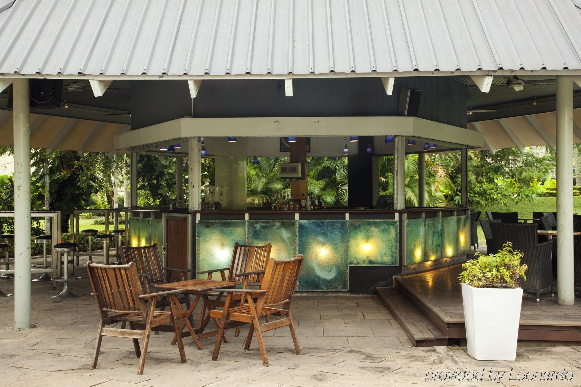 Holiday Inn & Suites Port Moresby By Ihg Eksteriør billede