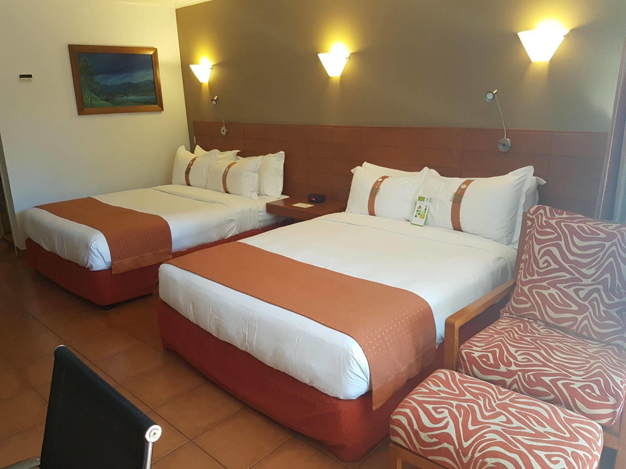 Holiday Inn & Suites Port Moresby By Ihg Eksteriør billede
